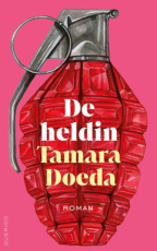 9789025320799 Doeda, Tamara - De heldin